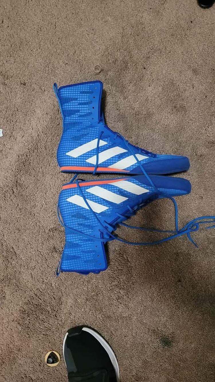 Size 11.5 adidas boxing shoes